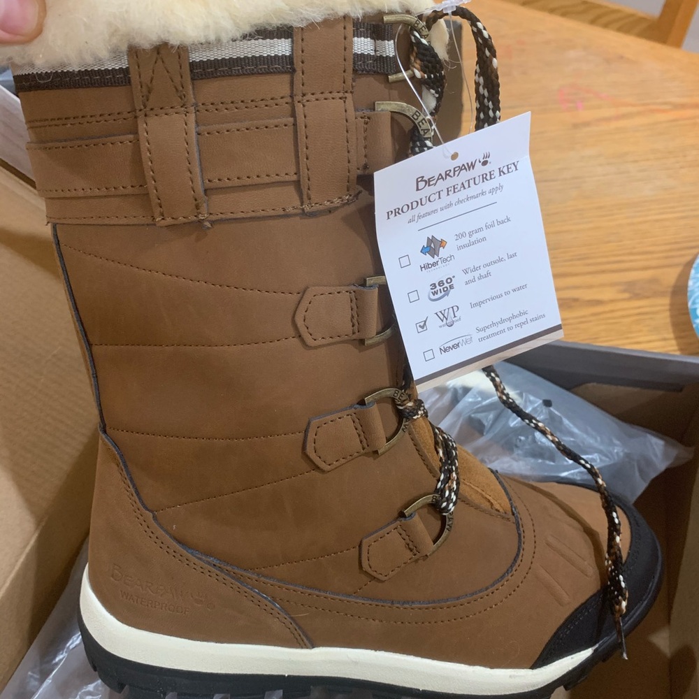 Brand new in box BEARPAW WINTER BOOTS